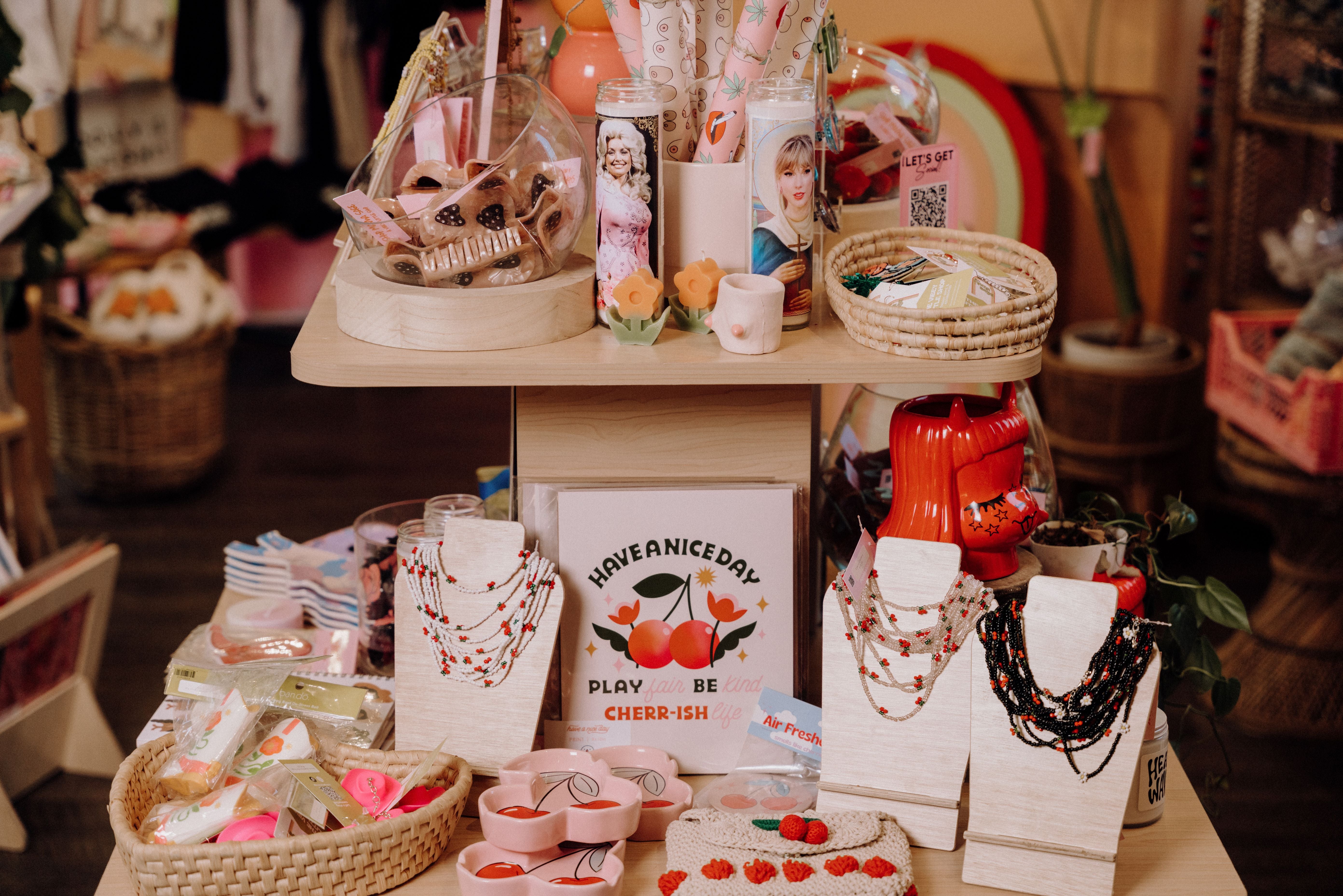 Shop Mama Sage, 707 Fremont St, Ste 1080, Las Vegas, NV